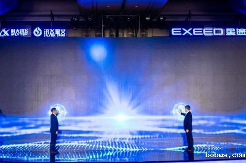 AI股暴跌，大模型“上车”星途，噱头or实用？