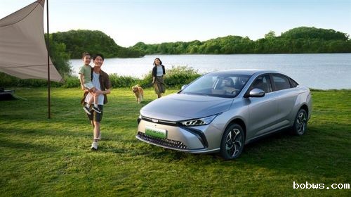 突破A级纯电家轿价格底线 2024款几何G6上市售11.98万元起